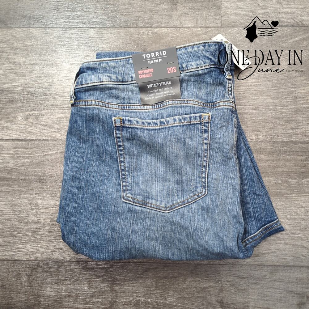 Torrid Boyfriend Straight Distressed Jeans Size 20S - Picture 6 of 6
